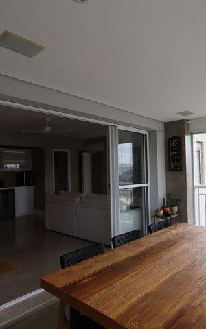 Apartamento à venda com 117m², 3 quartos e 2 vagasVaranda
