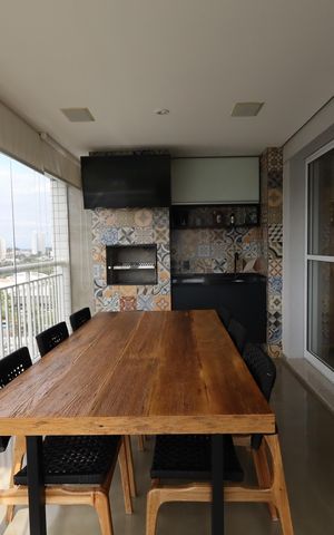 Apartamento à venda com 117m², 3 quartos e 2 vagasVaranda