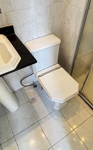 Apartamento para alugar com 66m², 3 quartos e 2 vagas Apartamento para alugar com 66m², 3 quartos e 2 vagasBanheiro da Suíte