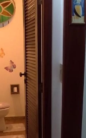 Casa para alugar com 366m², 4 quartos e 4 vagas Casa para alugar com 366m², 4 quartos e 4 vagasBanheiro