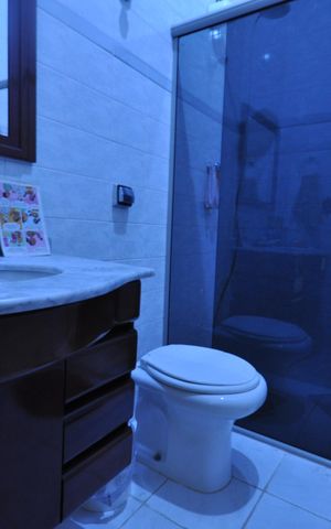 Casa à venda com 130m², 3 quartos e 3 vagasBanheiro 1