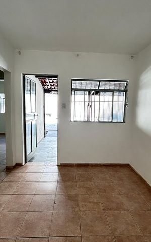 Casa para alugar com 45m², 2 quartos e 2 vagas