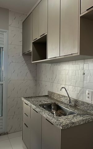 Apartamento para alugar com 55m², 2 quartos e 2 vagas Apartamento para alugar com 55m², 2 quartos e 2 vagasCozinha