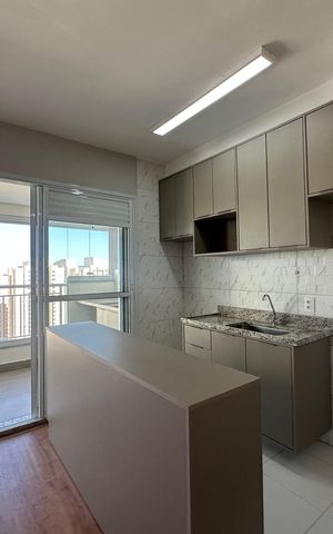 Apartamento para alugar com 55m², 2 quartos e 2 vagas Apartamento para alugar com 55m², 2 quartos e 2 vagasCozinha