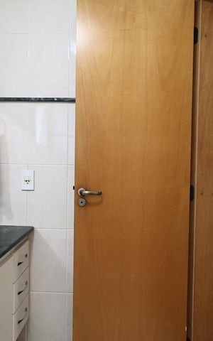 Apartamento à venda com 130m², 3 quartos e 2 vagas Apartamento à venda com 130m², 3 quartos e 2 vagasBanheiro suíte 1