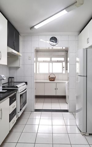 Apartamento à venda com 130m², 3 quartos e 2 vagas Apartamento à venda com 130m², 3 quartos e 2 vagasCozinha