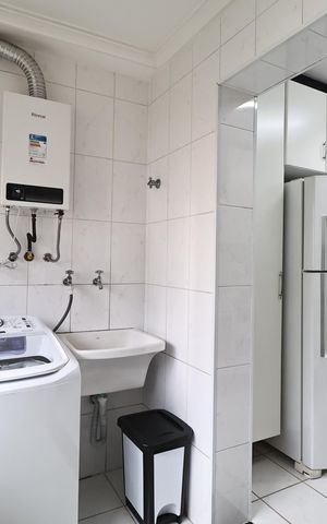 Apartamento à venda com 130m², 3 quartos e 2 vagas Apartamento à venda com 130m², 3 quartos e 2 vagasLavanderia