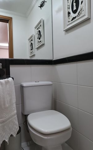 Apartamento à venda com 130m², 3 quartos e 2 vagas Apartamento à venda com 130m², 3 quartos e 2 vagasLavabo