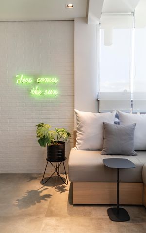 Apartamento à venda com 74m², 1 quarto e 2 vagas Apartamento à venda com 74m², 1 quarto e 2 vagasVaranda