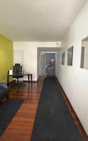 Apartamento à venda com 70m², 2 quartos e 1 vagaPortaria 