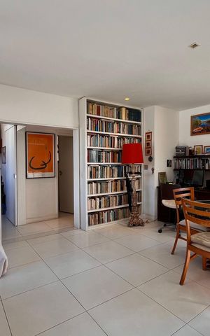 Apartamento à venda com 70m², 2 quartos e 1 vagaSala 
