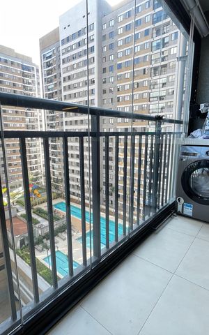 Apartamento para alugar com 44m², 2 quartos e 1 vaga Apartamento para alugar com 44m², 2 quartos e 1 vagaVaranda da sala