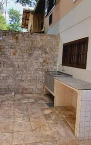 Casa de condomínio à venda com 105m², 3 quartos e 1 vagaÁrea de serviço