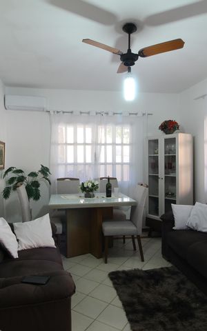 Casa de condomínio para alugar com 100m², 2 quartos e 1 vagaSala