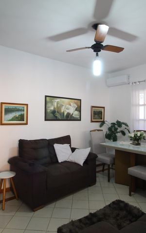 Casa de condomínio para alugar com 100m², 2 quartos e 1 vagaSala