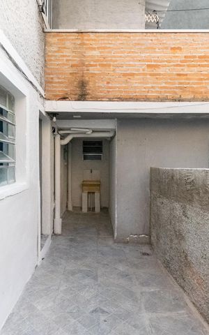 Casa para alugar com 28m², 1 quarto e sem vagaQuintal
