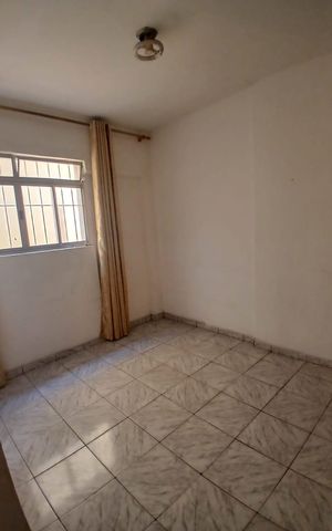 Casa para alugar com 70m², 2 quartos e sem vagaQuarto