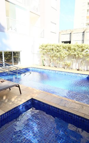 Apartamento à venda com 55m², 2 quartos e 1 vagaÁrea comum - Piscina
