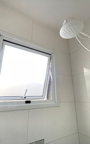 Studio para alugar com 25m², 1 quarto e sem vaga Studio para alugar com 25m², 1 quarto e sem vagaBanheiro
