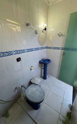 Casa à venda com 400m², 3 quartos e 2 vagas Casa à venda com 400m², 3 quartos e 2 vagasBanheiro 2