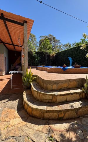 Casa à venda com 400m², 3 quartos e 2 vagas Casa à venda com 400m², 3 quartos e 2 vagasÁrea de Serviço