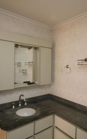 Apartamento à venda com 70m², 2 quartos e 1 vagaBanheiro