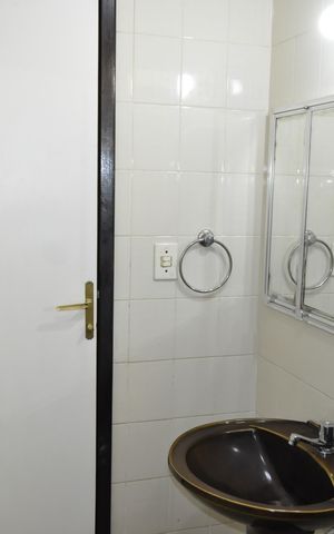 Apartamento para alugar com 70m², 2 quartos e sem vagaBanheiro social