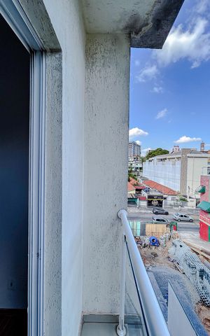 Casa para alugar com 80m², 3 quartos e 2 vagasVaranda