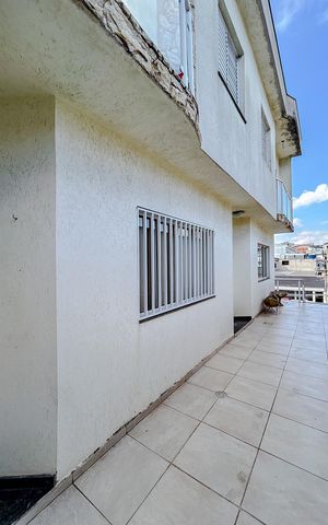Casa para alugar com 80m², 3 quartos e 2 vagasÁrea externa
