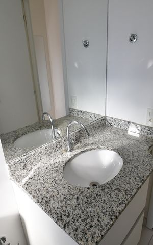 Apartamento à venda com 58m², 2 quartos e 1 vagaBanheiro Suíte