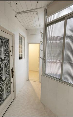 Apartamento à venda com 130m², 3 quartos e 1 vaga Apartamento à venda com 130m², 3 quartos e 1 vagaÁrea de serviço