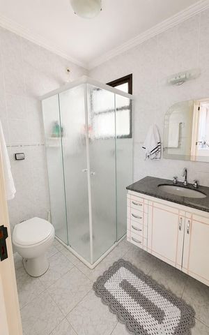 Apartamento à venda com 94m², 3 quartos e 2 vagasBanheiro