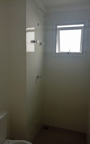 Apartamento à venda com 55m², 2 quartos e 1 vaga Apartamento à venda com 55m², 2 quartos e 1 vagaBanheiro