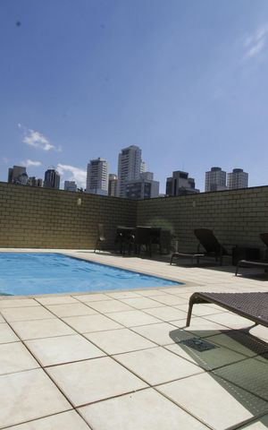 Apartamento à venda com 82m², 2 quartos e 2 vagasÁrea comum - Piscina