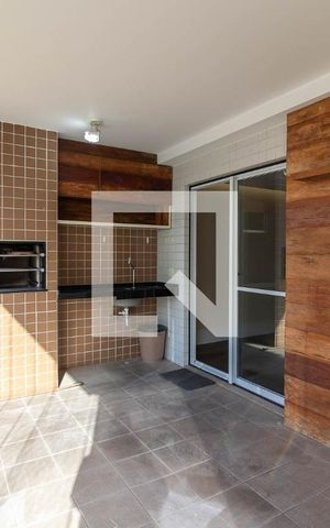 Apartamento à venda com 118m², 3 quartos e 2 vagas Apartamento à venda com 118m², 3 quartos e 2 vagasVaranda