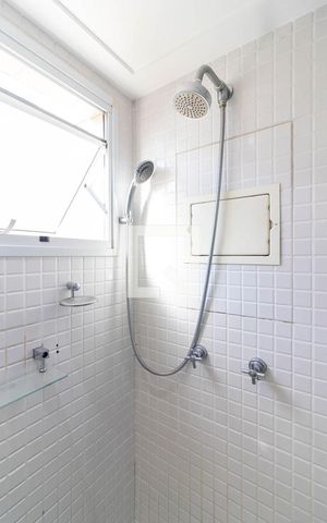 Apartamento à venda com 118m², 3 quartos e 2 vagas Apartamento à venda com 118m², 3 quartos e 2 vagasBanheiro