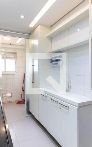 Apartamento à venda com 118m², 3 quartos e 2 vagas Apartamento à venda com 118m², 3 quartos e 2 vagasCozinha