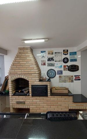 Casa à venda com 290m², 3 quartos e 4 vagas Casa à venda com 290m², 3 quartos e 4 vagasChurrasqueira