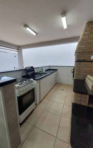 Casa à venda com 290m², 3 quartos e 4 vagas Casa à venda com 290m², 3 quartos e 4 vagasChurrasqueira