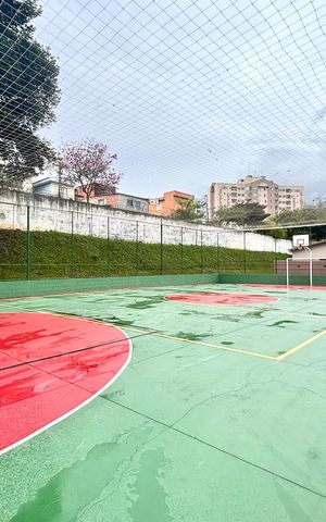 Apartamento à venda com 49m², 2 quartos e 1 vaga Apartamento à venda com 49m², 2 quartos e 1 vagaQuadra