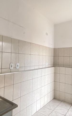 Casa para alugar com 80m², 2 quartos e 2 vagas Casa para alugar com 80m², 2 quartos e 2 vagasCozinha