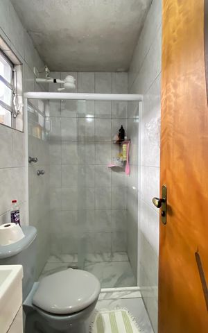 Casa para alugar com 80m², 2 quartos e 2 vagas Casa para alugar com 80m², 2 quartos e 2 vagasBanheiro da Suíte