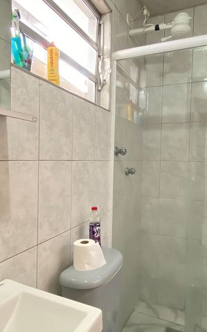 Casa para alugar com 80m², 2 quartos e 2 vagas Casa para alugar com 80m², 2 quartos e 2 vagasBanheiro da Suíte