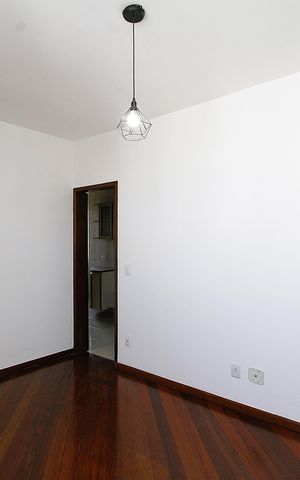 Apartamento para alugar com 82m², 3 quartos e 1 vagaSala