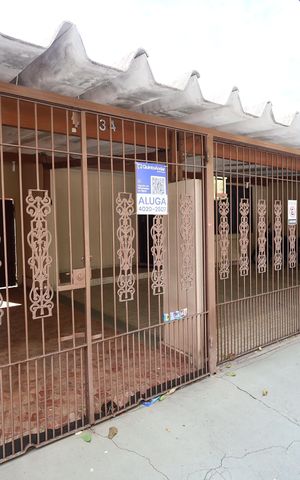 Casa para alugar com 38m², 1 quarto e 1 vagaFachada