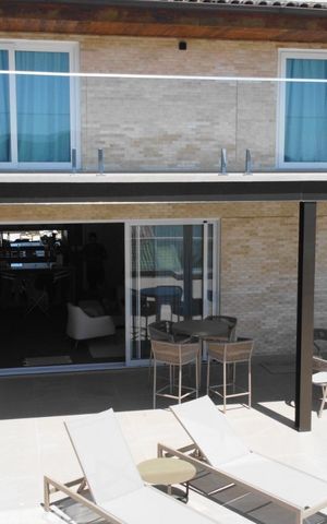 Apartamento para alugar com 277m², 3 quartos e 3 vagas Apartamento para alugar com 277m², 3 quartos e 3 vagasÁrea externa