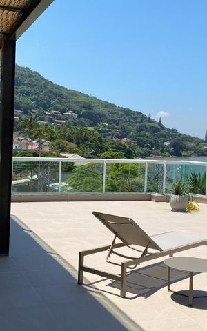 Apartamento para alugar com 277m², 3 quartos e 3 vagas Apartamento para alugar com 277m², 3 quartos e 3 vagasÁrea externa