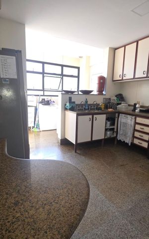 Apartamento para alugar com 248m², 4 quartos e 2 vagasCozinha