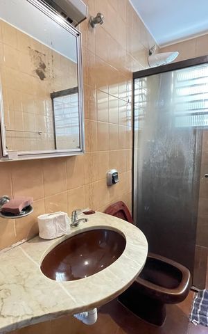 Apartamento à venda com 73m², 2 quartos e 1 vaga Apartamento à venda com 73m², 2 quartos e 1 vagaBanheiro