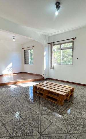Apartamento à venda com 73m², 2 quartos e 1 vaga Apartamento à venda com 73m², 2 quartos e 1 vagaSala